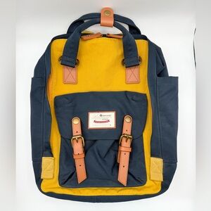 EUC ⚜️ Kimawari ⚜️ Yellow and Blue Outdoor/School Backpack Bag